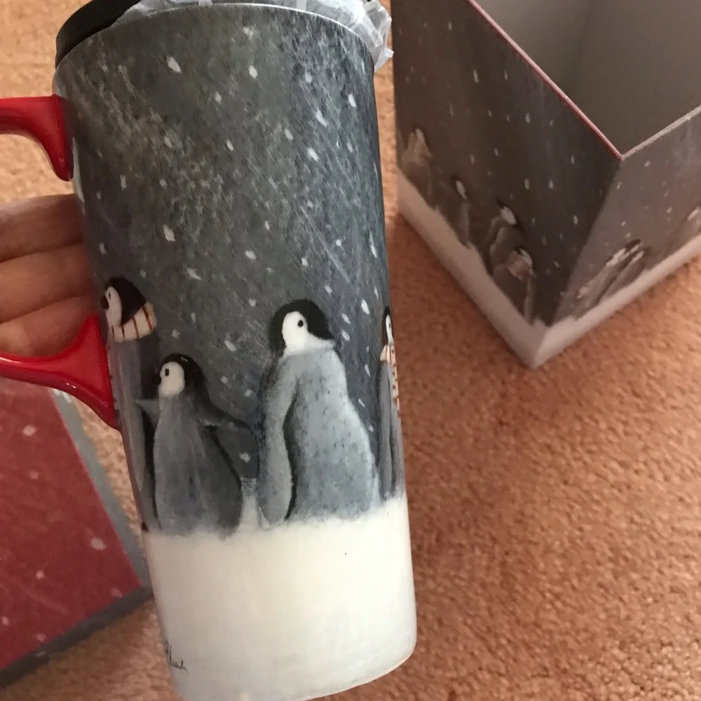 Beautiful coffee/tea mug in a gifted box .